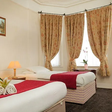 Garnish Hotel