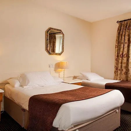 Garnish Hotel 3*